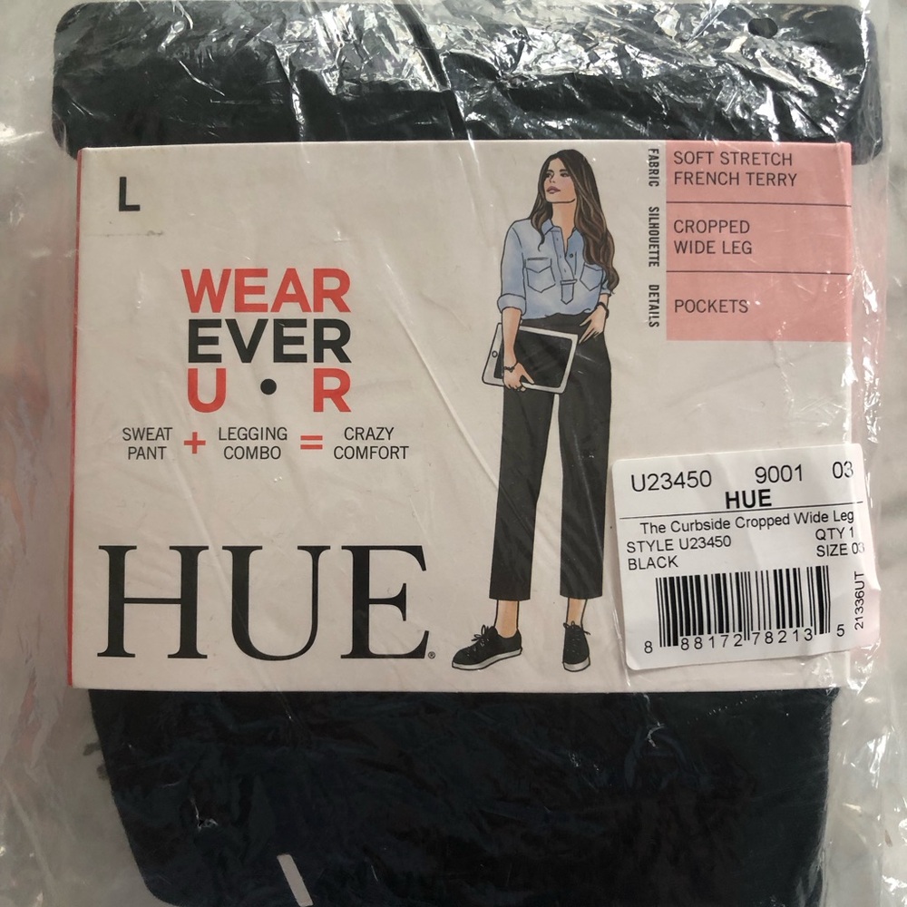 HUE Black Cropped Leggings